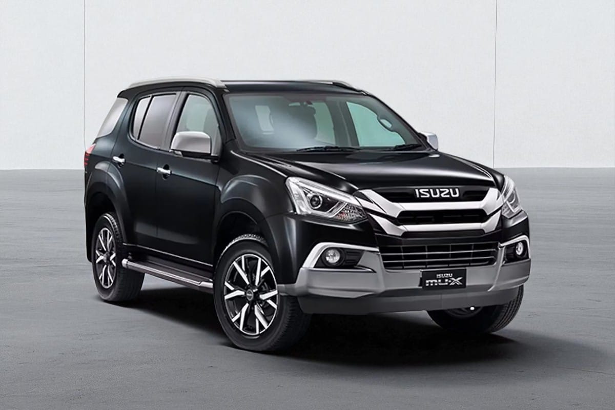 Isuzu MU-X Black Mica – Check Black Mica Price & Images | Autocar